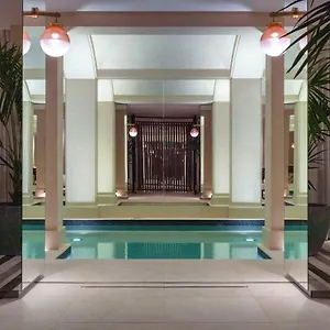 Hotel Les Jardins Du Faubourg & By Shiseido, París