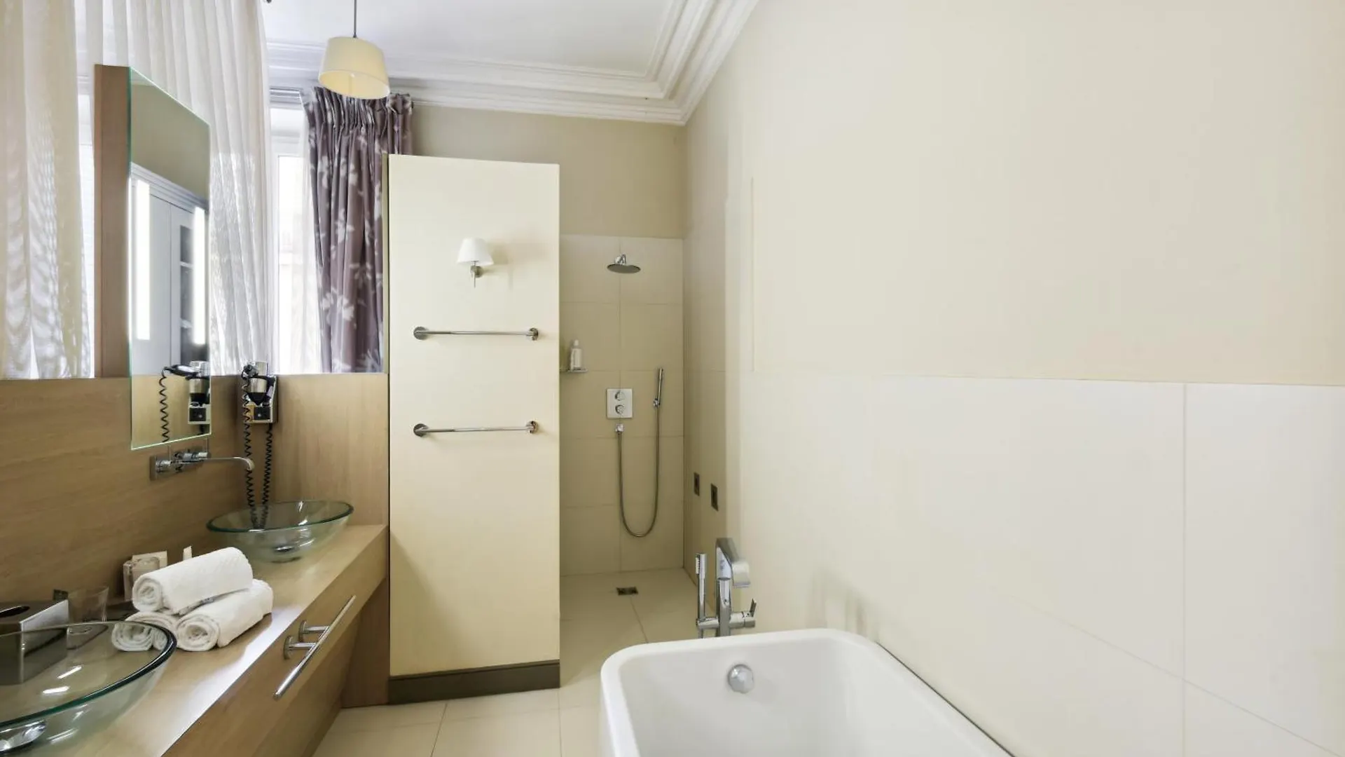 Hotel Le Paris Singulier Francia