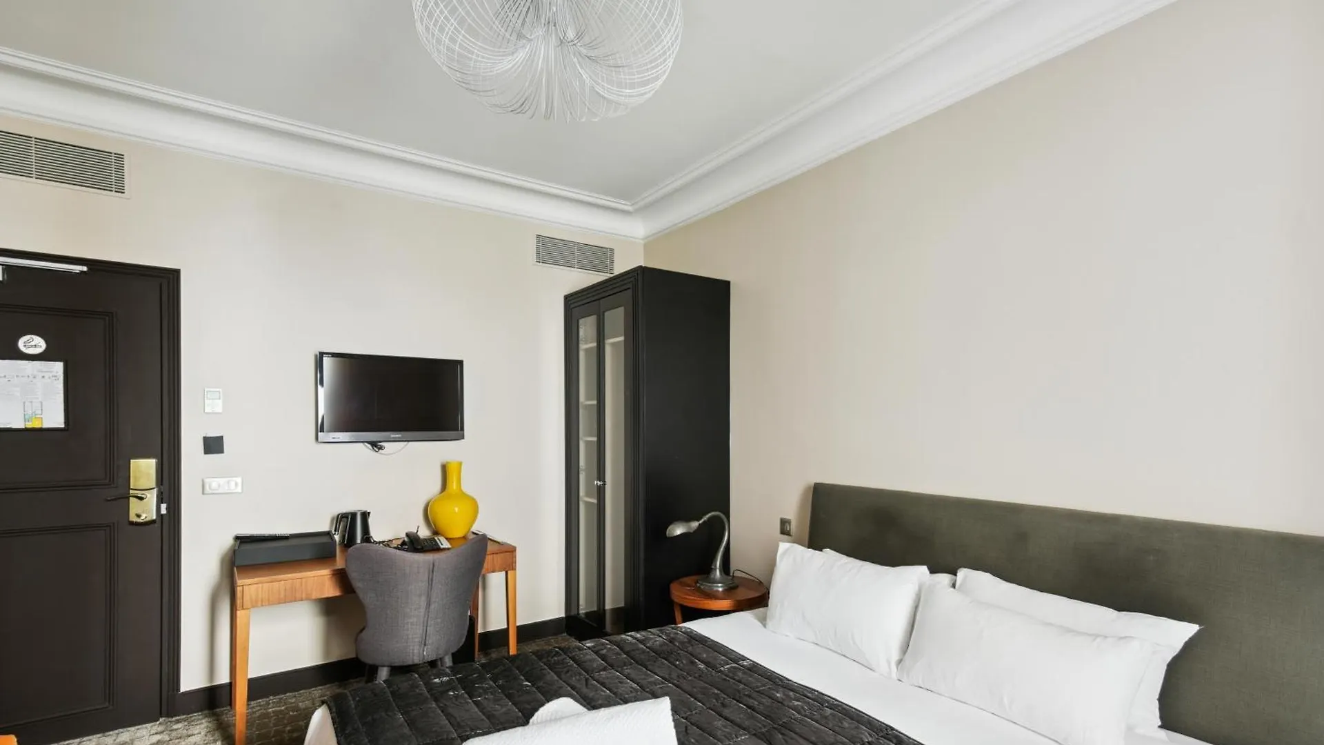 Hotel Le Paris Singulier