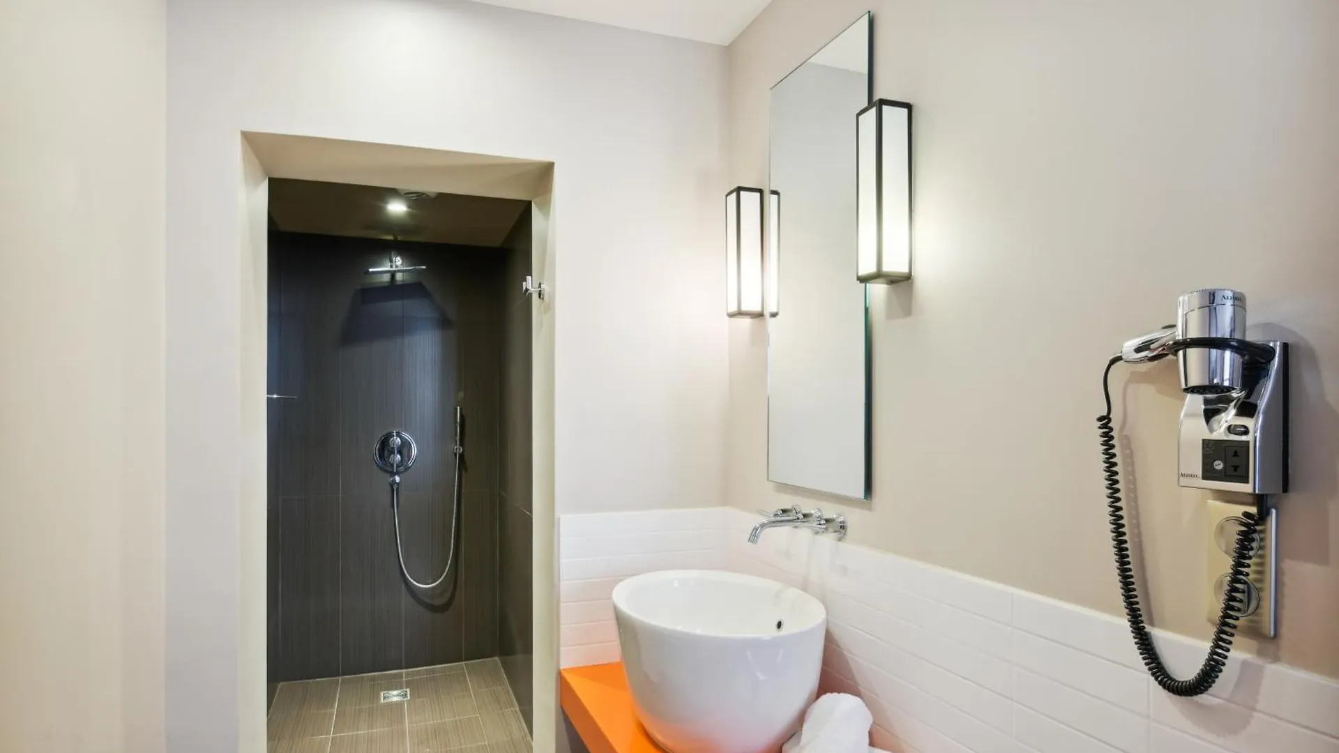 Hotel Le Paris Singulier
